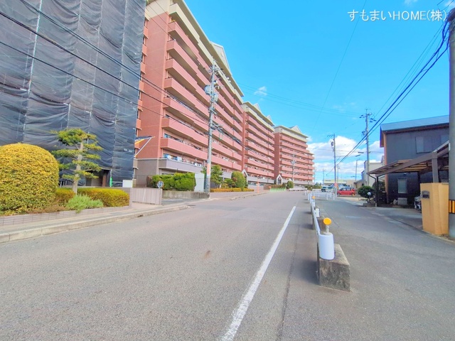 愛知県豊田市柿本町2丁目のマンション『オーケーズ豊田西ラ・ヴィル壱番館』外観写真 2025年12月14日撮影