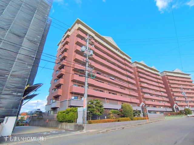 愛知県豊田市柿本町2丁目のマンション『オーケーズ豊田西ラ・ヴィル壱番館』外観写真 2025年12月14日撮影