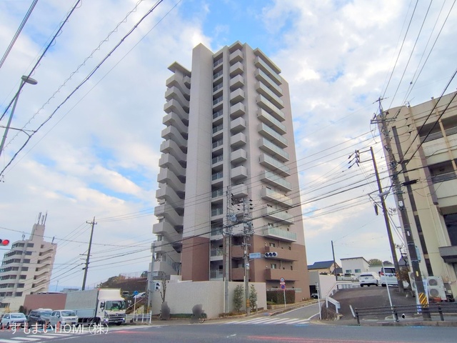 愛知県豊田市小坂本町5丁目のマンション『グランスイート豊田』外観写真 2025年12月16日撮影