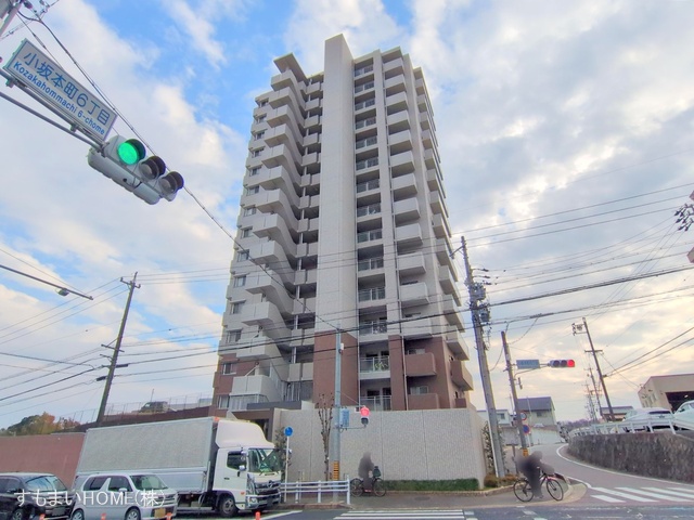 愛知県豊田市小坂本町5丁目のマンション『グランスイート豊田』外観写真 2025年12月16日撮影