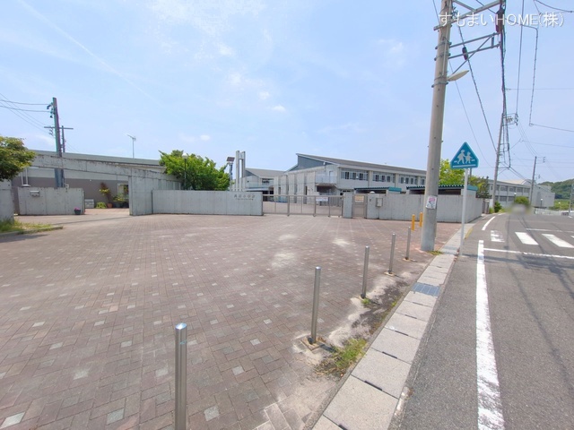 東郷町立兵庫小学校　距離640m