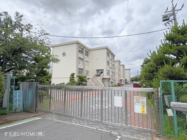 豊田市立若林東小学校 距離1220m