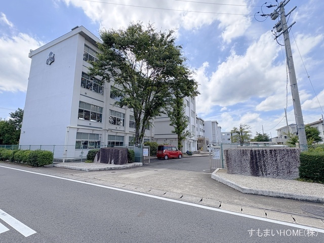 豊田市立猿投台中学校