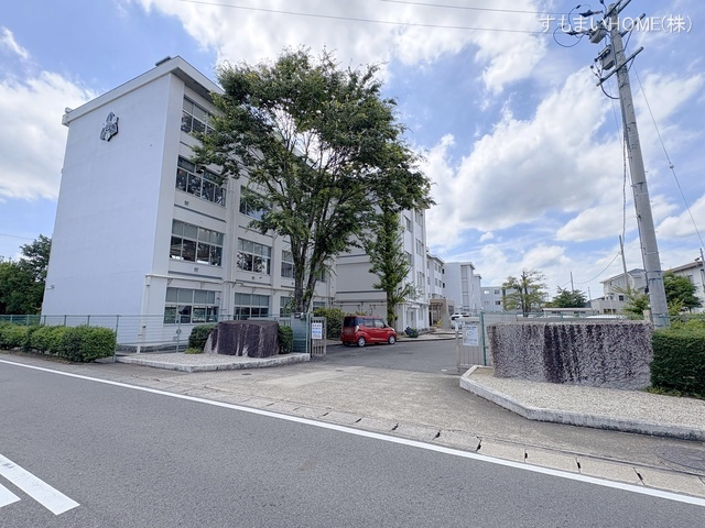 豊田市立猿投台中学校