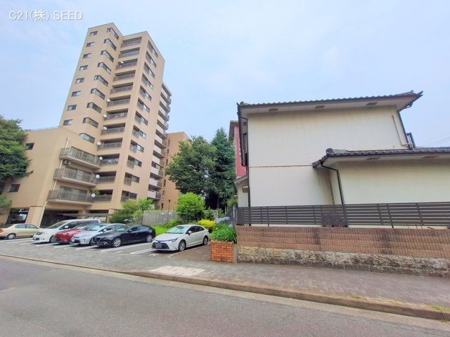 愛知県名古屋市瑞穂区山下通５丁目のマンション『ライオンズマンション瑞穂公園』外観写真 2025年7月1日撮影