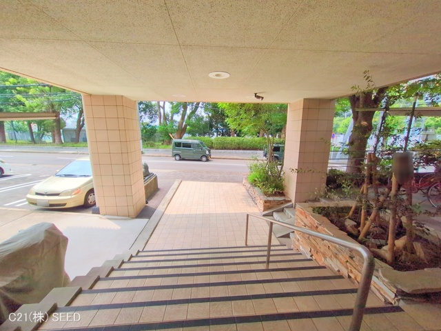 愛知県名古屋市瑞穂区山下通５丁目のマンション『ライオンズマンション瑞穂公園』外観写真 2025年7月1日撮影