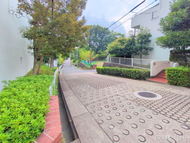 愛知県名古屋市天白区八幡山のマンション『タウン上八事5号棟』外観写真 2025年9月16日撮影