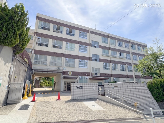 名古屋市立星ヶ丘小学校　距離960m