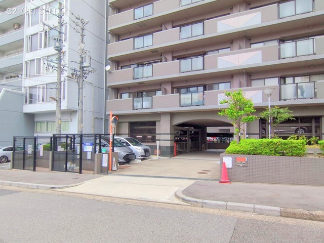 愛知県名古屋市中区栄１丁目のマンション『グラン・コート白川公園』外観写真 2025年10月13日撮影