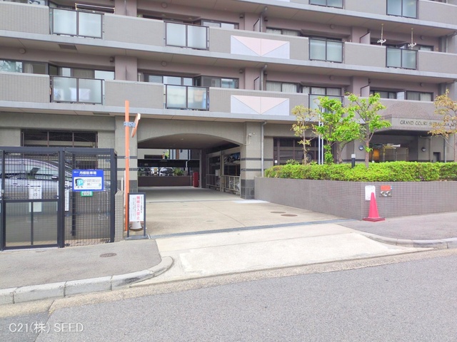 愛知県名古屋市中区栄１丁目のマンション『グラン・コート白川公園』外観写真 2025年10月13日撮影