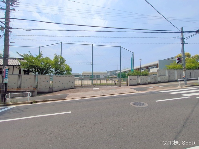 名古屋市立植田東小学校　距離1100m
