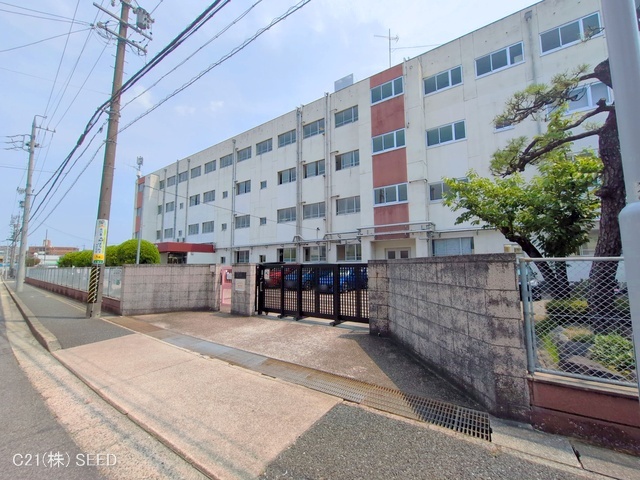 名古屋市立大坪小学校　距離740m