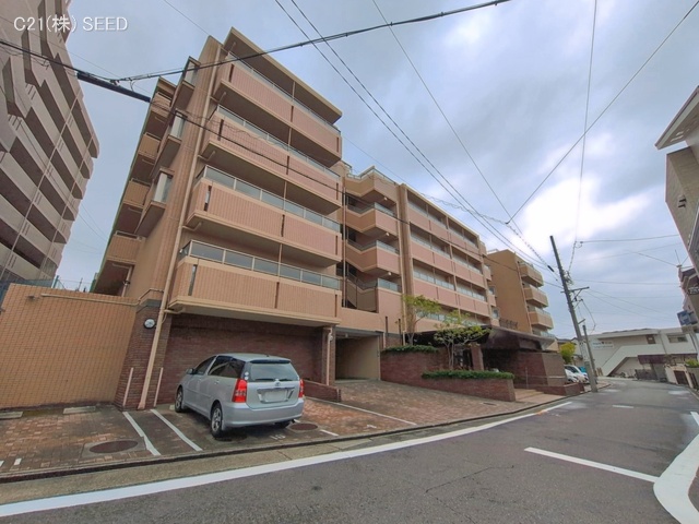 愛知県名古屋市千種区下方町７丁目のマンション『ロイヤルアーク北覚王山』外観写真 2026年4月6日撮影