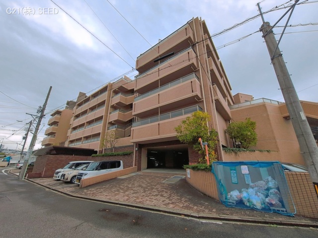 愛知県名古屋市千種区下方町７丁目のマンション『ロイヤルアーク北覚王山』外観写真 2026年4月6日撮影