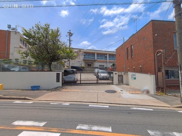 名古屋市立滝川小学校