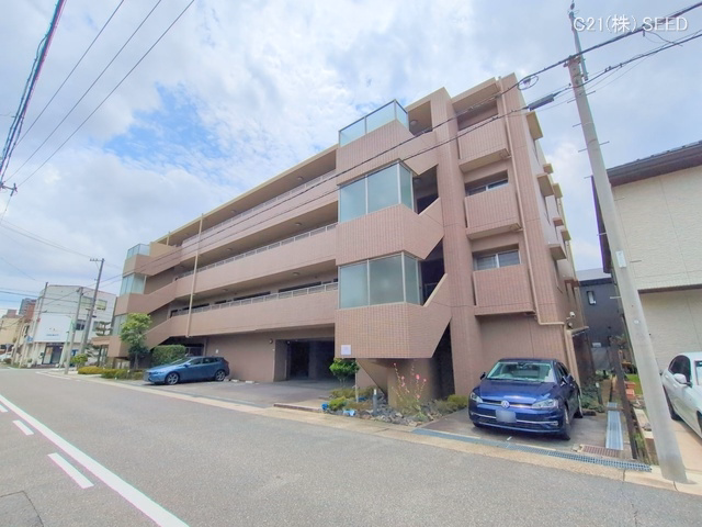 愛知県名古屋市千種区穂波町３丁目のマンション『ヒルズ本山穂波町』外観写真 2025年7月14日撮影