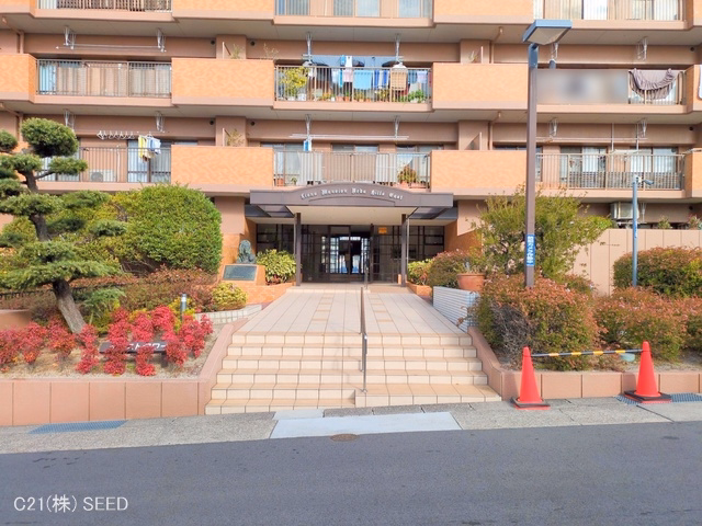 中古マンション ライオンズマンション植田ヒルズウエストタワー 外観