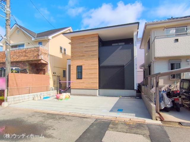 埼玉県越谷市東大沢３丁目-新築戸建ての完成写真