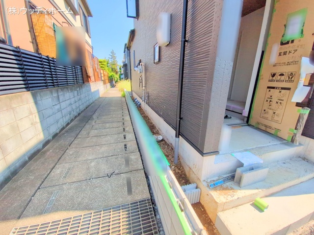 埼玉県越谷市弥栄町２丁目の新築戸建て外構写真 2025年9月16日撮影
