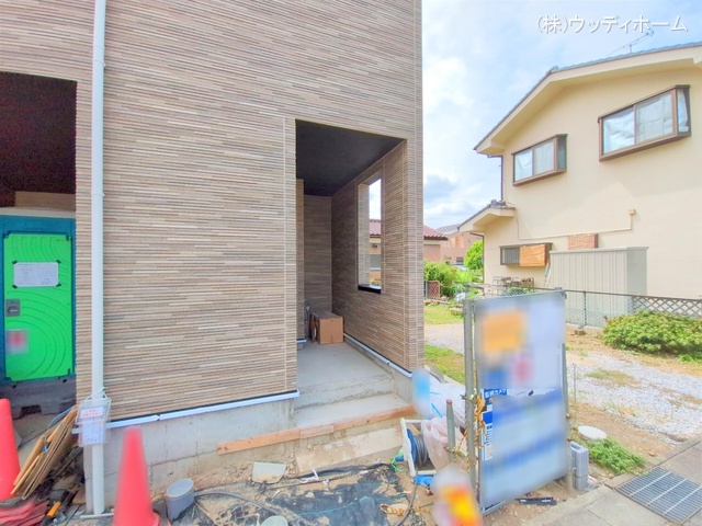 埼玉県越谷市大字恩間の新築戸建て外構写真 2025年8月27日撮影