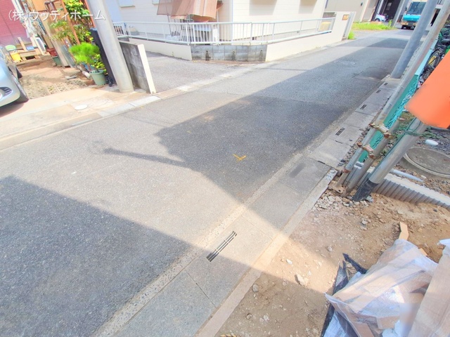 埼玉県越谷市大字恩間の新築戸建て外構写真 2025年8月27日撮影