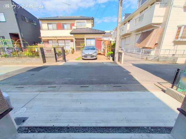 埼玉県越谷市大字恩間の新築戸建て完成写真 2025年9月29日撮影