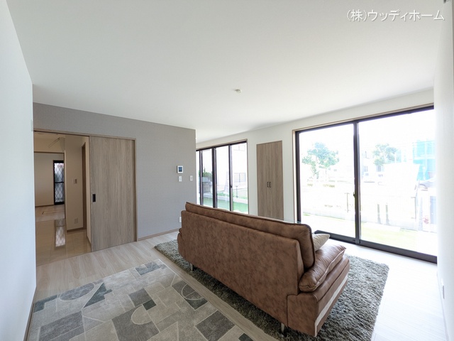 埼玉県越谷市花田4丁目の新築戸建てリビング写真 2025年6月29日撮影