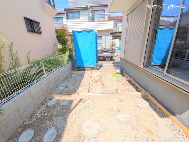 埼玉県越谷市大沢の新築戸建て外構写真 2025年8月20日撮影