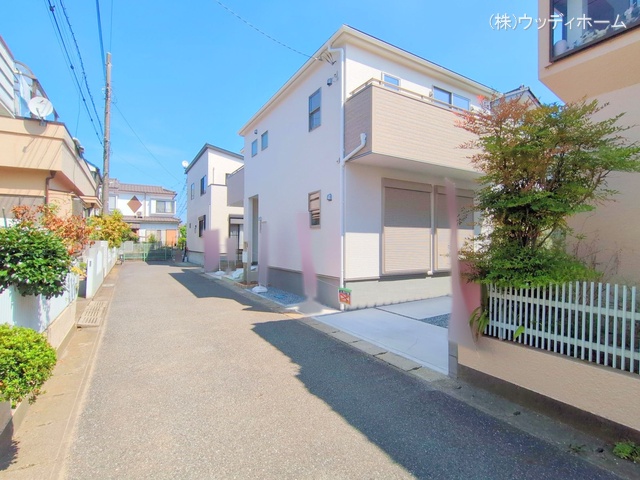 埼玉県越谷市大沢の新築戸建て完成写真 2025年9月16日撮影