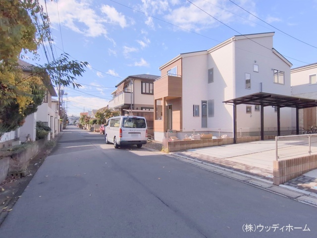 埼玉県越谷市東大沢2丁目の新築戸建て外構写真 2025年11月9日撮影