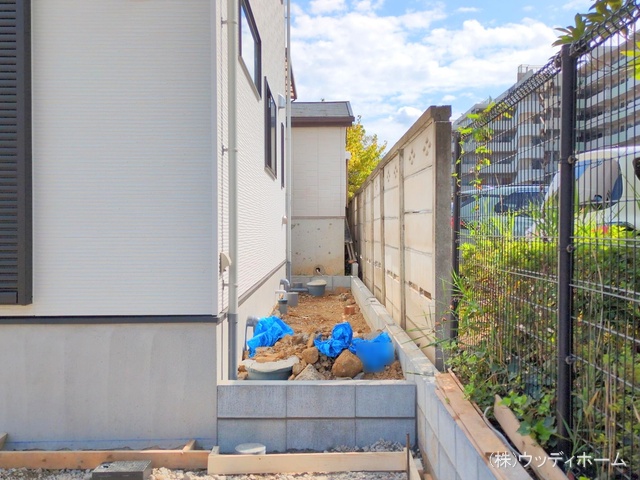 埼玉県越谷市平方南町の新築戸建て外構写真 2025年9月29日撮影