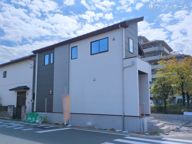 埼玉県越谷市平方南町の新築戸建て外構写真 2025年9月29日撮影