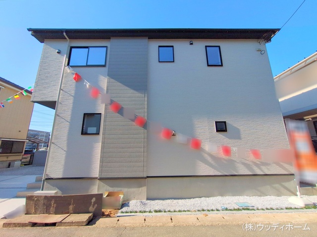 埼玉県越谷市瓦曽根２丁目の新築戸建て完成写真 2025年12月7日撮影