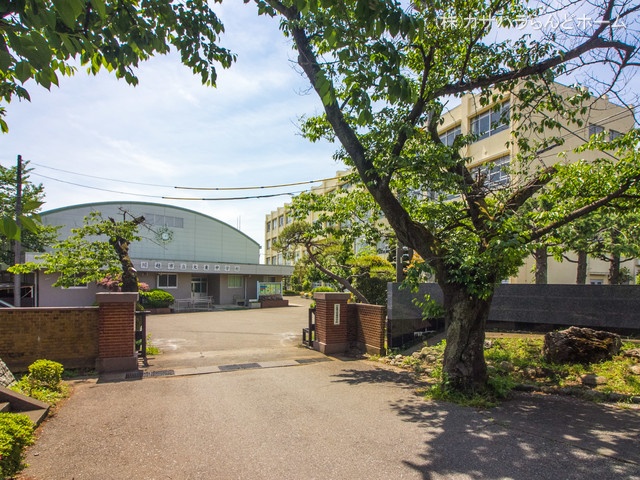 川越市立大東中学校 距離1780m