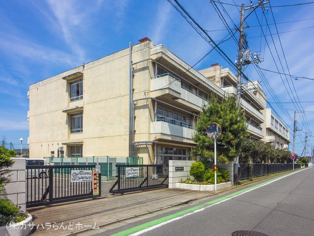 川越市立新宿小学校 距離740m
