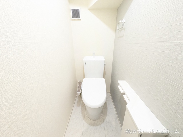 埼玉県川越市仙波町3丁目の新築戸建てトイレ写真 2025年8月24日撮影