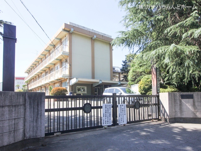 川越市立川越第一小学校 距離1800m