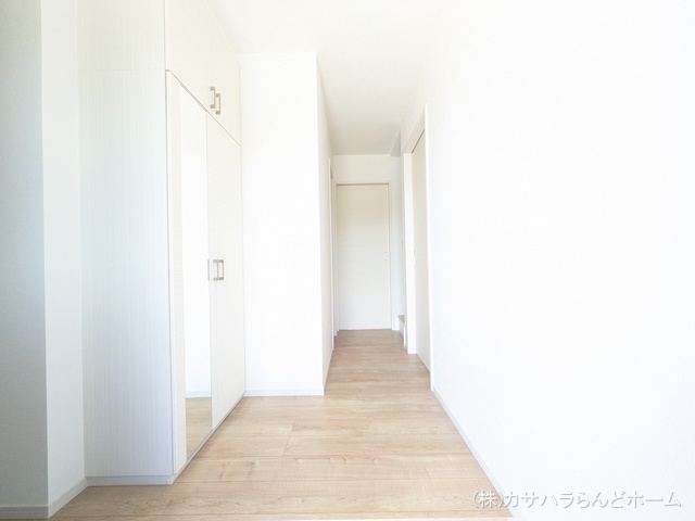 埼玉県川越市宮元町の新築戸建て玄関写真 2025年8月28日撮影