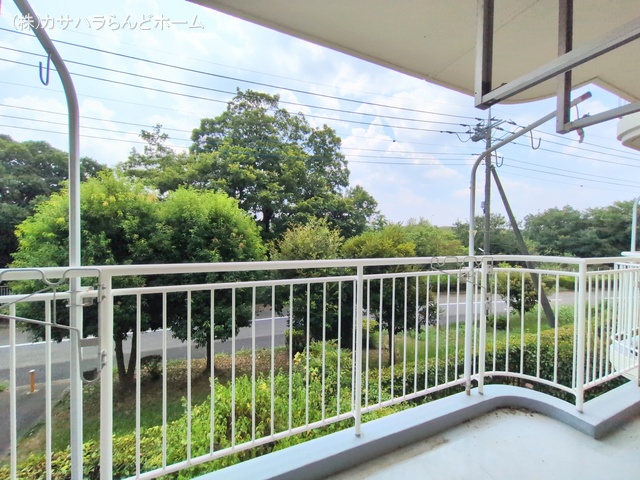 埼玉県川越市大字古谷本郷のマンション『川越グリーンパークI弐号棟』バルコニー写真 2025年8月25日撮影