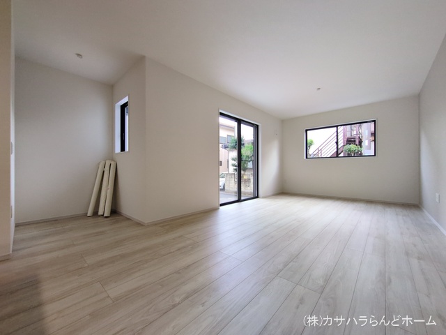 埼玉県坂戸市千代田2丁目の新築戸建てリビング写真 2025年9月17日撮影