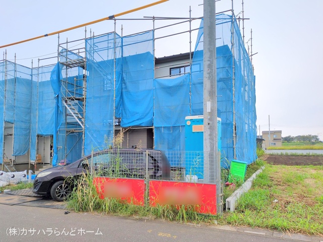 埼玉県坂戸市大字片柳の新築戸建てシート写真 2025年9月9日撮影