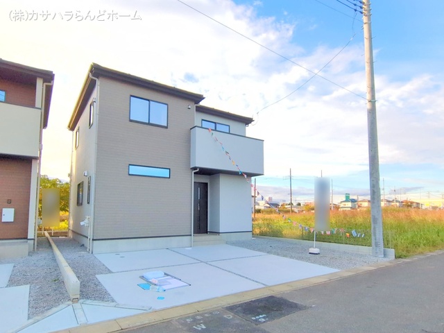 埼玉県坂戸市大字片柳の新築戸建て完成写真 2025年11月10日撮影