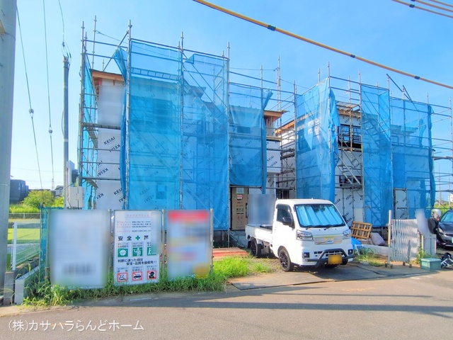 埼玉県坂戸市大字片柳の新築戸建てシート写真 2025年8月20日撮影