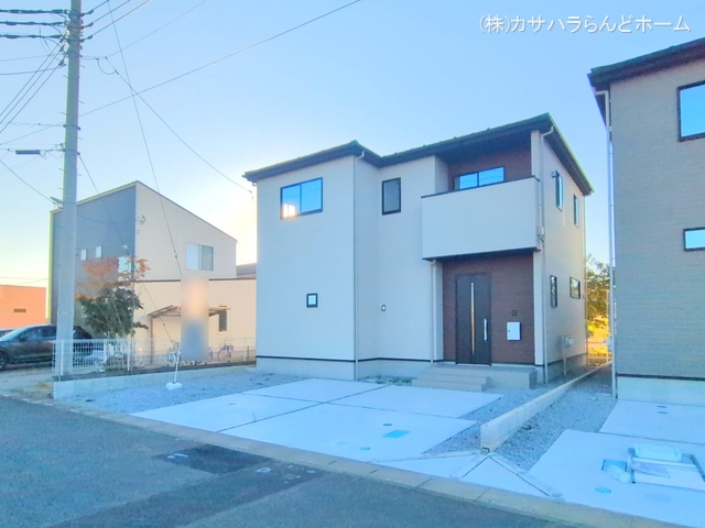 埼玉県坂戸市大字片柳の新築戸建て完成写真 2025年11月11日撮影