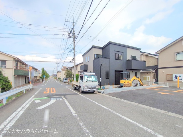 埼玉県川越市諏訪町の新築戸建て外構写真 2025年9月8日撮影
