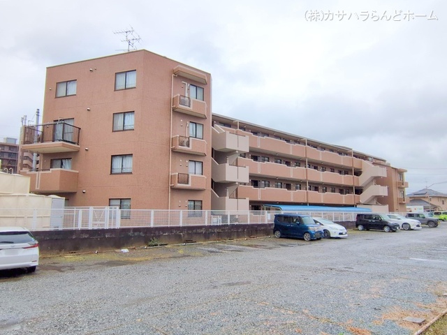 埼玉県川越市大字的場のマンション『コスモ川越霞ヶ関』外観写真 2025年4月1日撮影