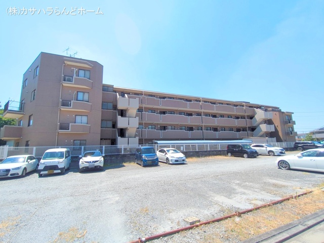埼玉県川越市大字的場のマンション『コスモ川越霞ヶ関』外観写真 2025年7月28日撮影