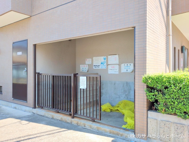 埼玉県川越市大字的場のマンション『コスモ川越霞ヶ関』外観写真 2025年8月18日撮影