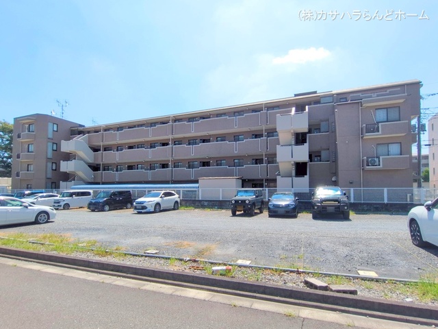 埼玉県川越市大字的場のマンション『コスモ川越霞ヶ関』外観写真 2025年8月18日撮影