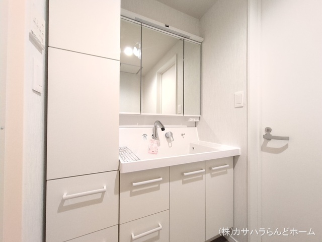 埼玉県川越市大字的場のマンション『コスモ川越霞ヶ関』洗面所写真 2025年9月15日撮影